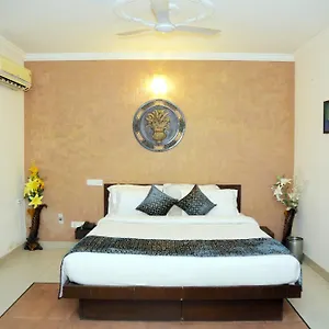 Sai Group 3* New Delhi